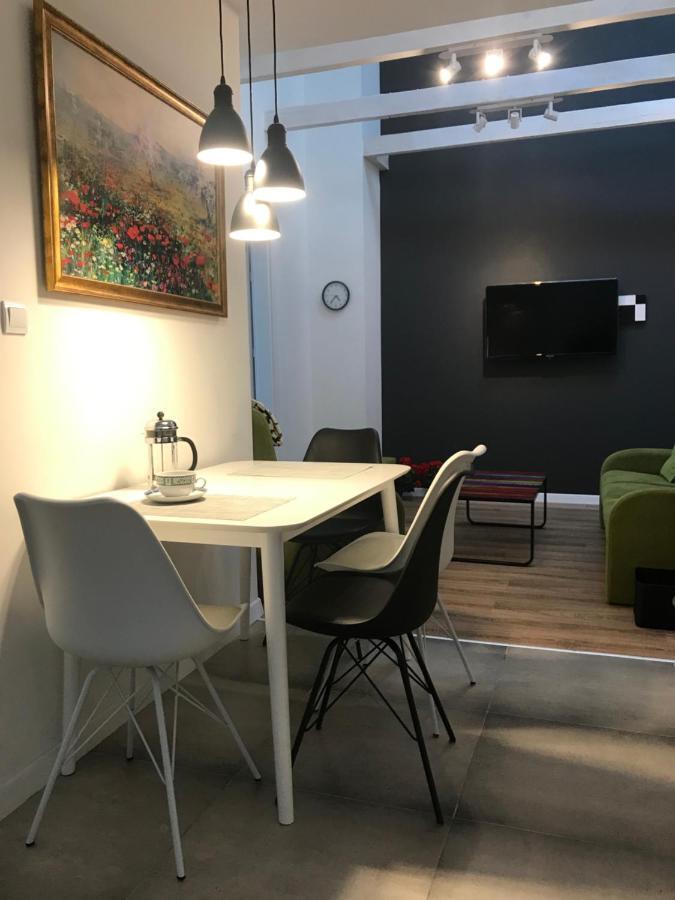 Klimatyczny Apartament Przy Bochenskim Rynku. Bochnia Extérieur photo